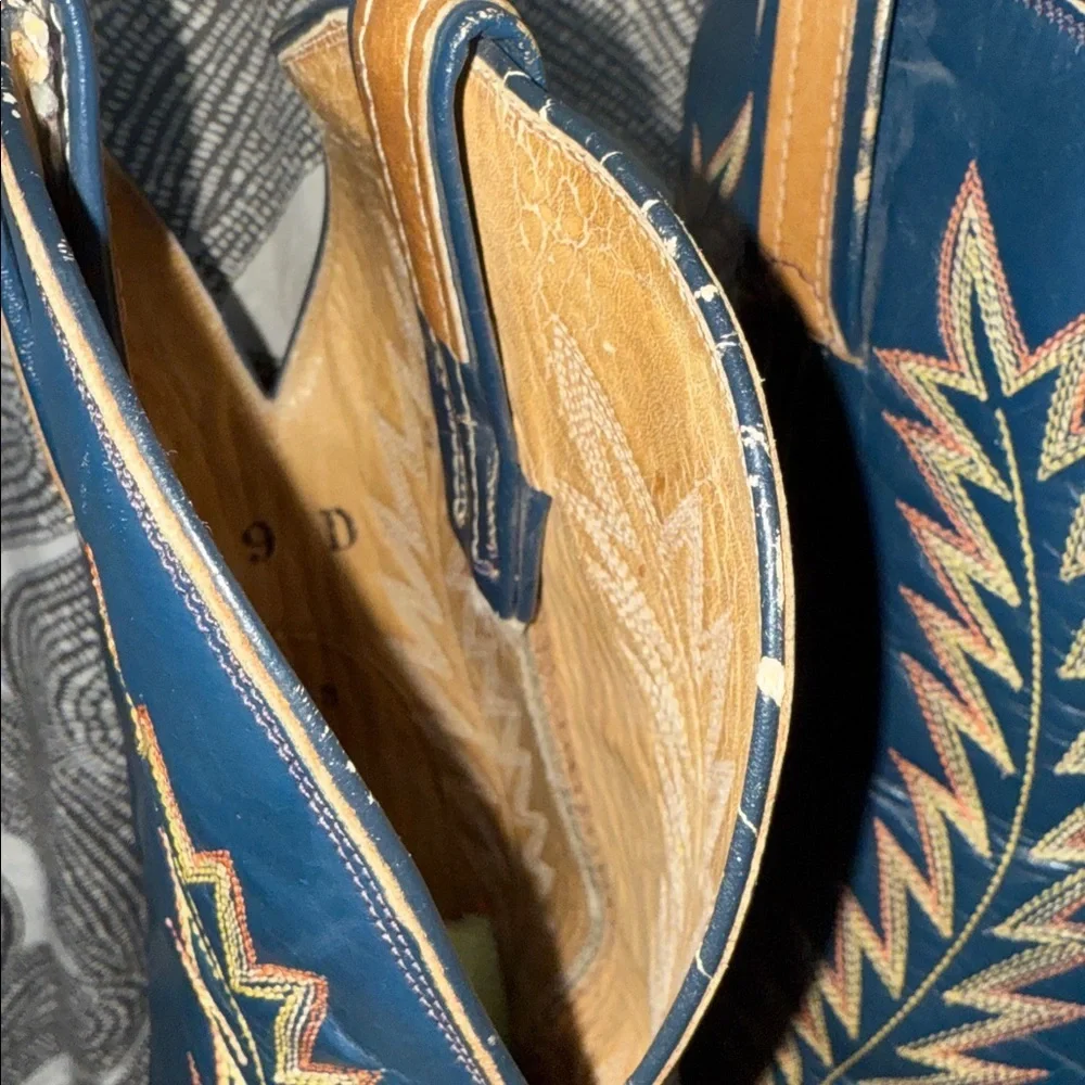 Hondo Crazy Horse Distressed Embroidered Navy/ Brown Leather Western Boots SZ9 - Picture 8 of 14